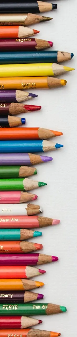 pile of color pencils